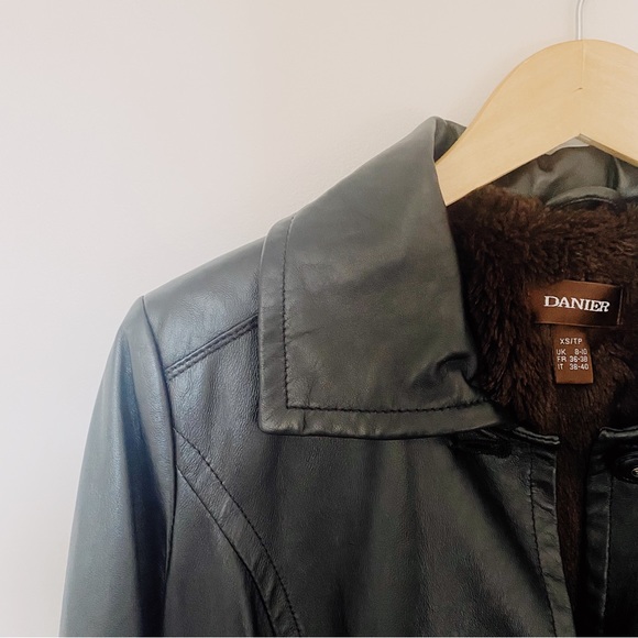 DANIER Winter Leather Jacket - Thinsulate Lining - Removable Fur - Picture 3 of 8